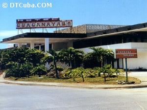 Fachada del Hotel Guacanayabo