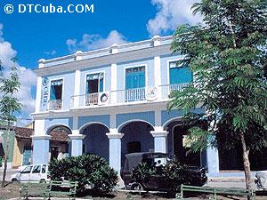 Del Rijo Inn. Façade