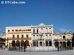 La Habana Vieja. Fuente de la Plaza Vieja.